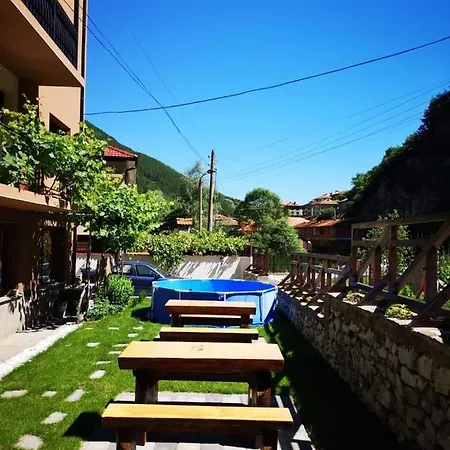 Viktoria Paradise Maison d'hôtes