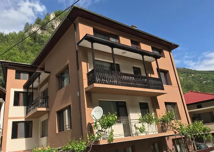 Viktoria Paradise Guest house Devin