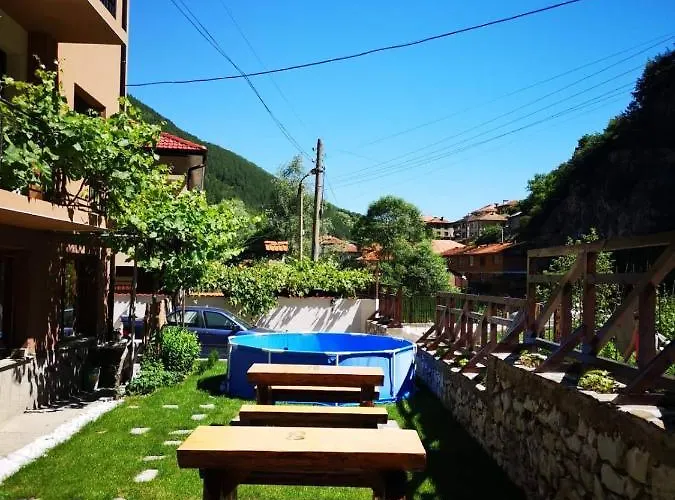 Viktoria Paradise Guest house