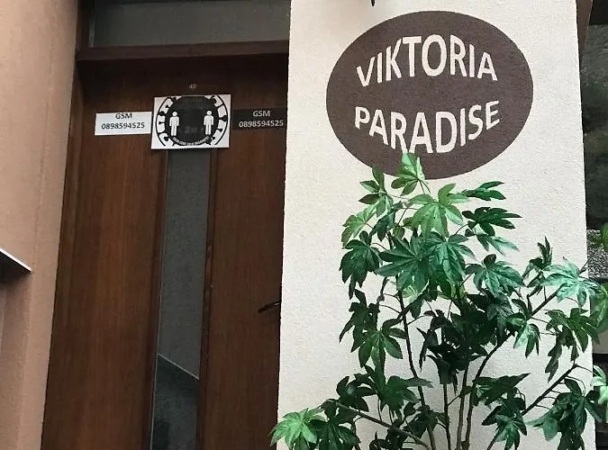 Viktoria Paradise